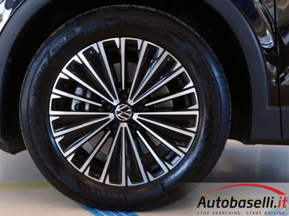 Volkswagen Tiguan 2.0 tdi Elegance 150cv dsg (9)