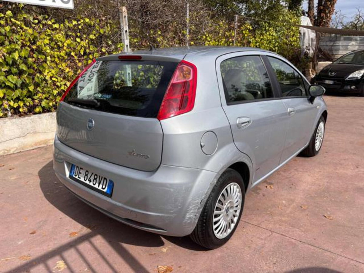 Fiat Grande Punto 1.2 5 porte Fun (5)