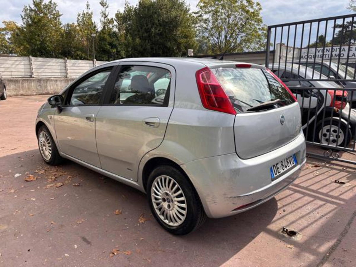 Fiat Grande Punto 1.2 5 porte Fun (7)