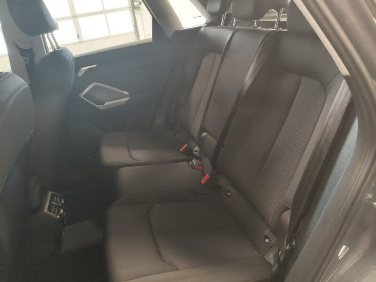 Audi Q3 35 TDI quattro S tronic Business Advanced (18)