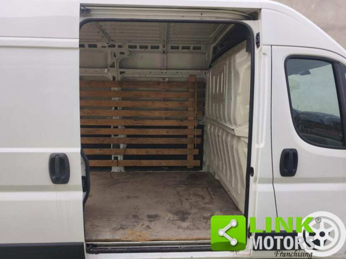 Peugeot Boxer Furgone 35 L2H2 2.2 diesel 140cv S&S semivetrato (15)
