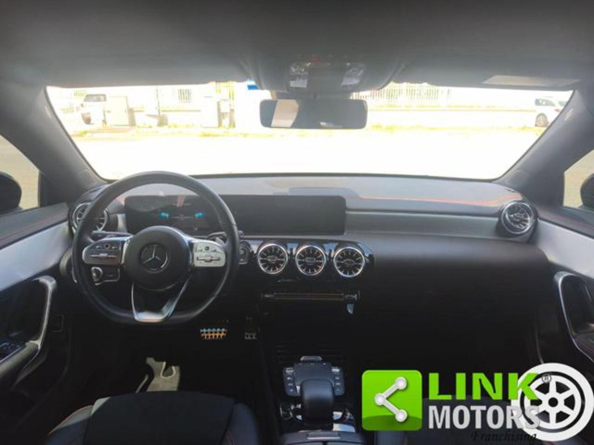 Mercedes-Benz CLA Shooting Brake 200 d Automatic Shooting Brake Premium (11)