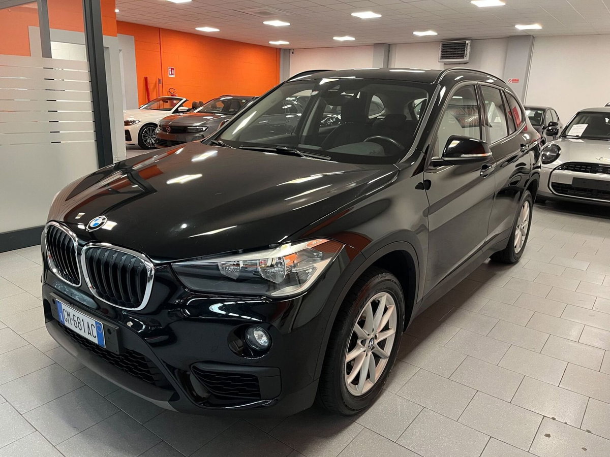 BMW X1 sDrive18i (2)