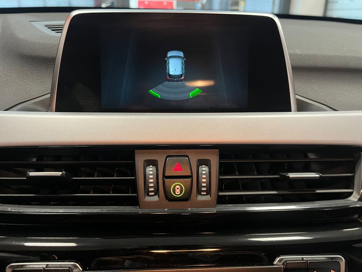 BMW X1 sDrive18i (9)