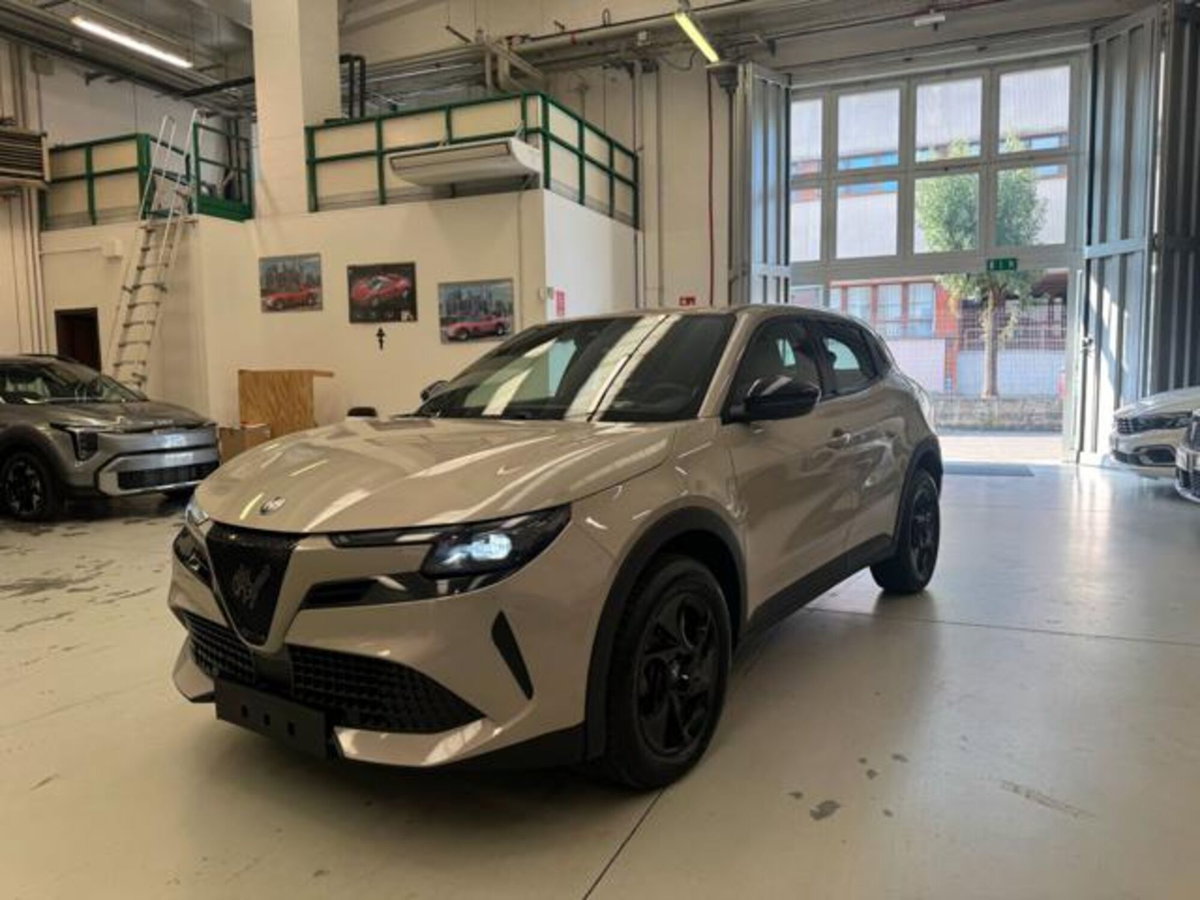 Alfa Romeo Junior 1.2 ibrida 145cv edct6