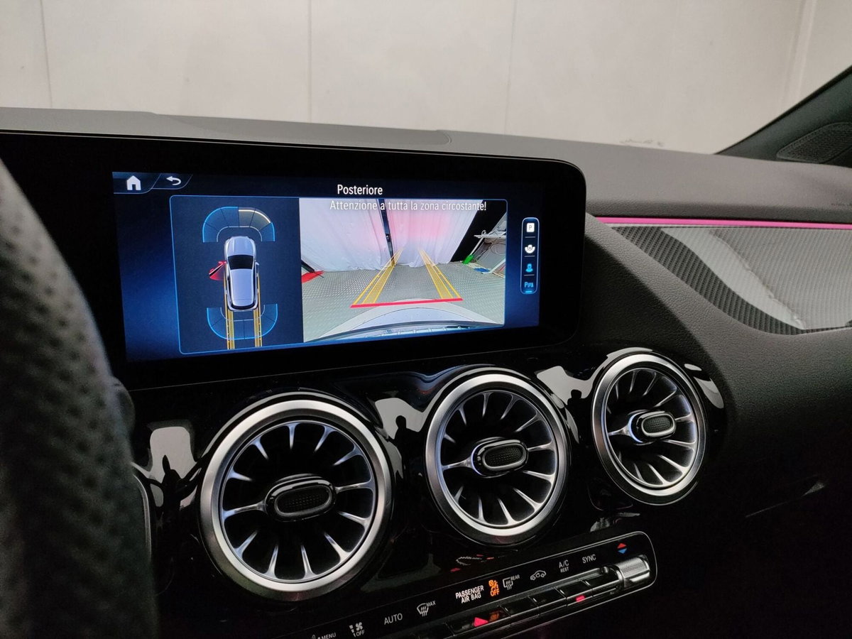 Mercedes-Benz GLA SUV 200 d AMG Line Advanced Plus 4matic auto (18)