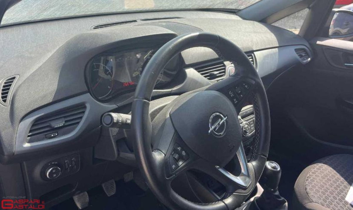 Opel Corsa 1.4 90CV 5 porte Advance (5)