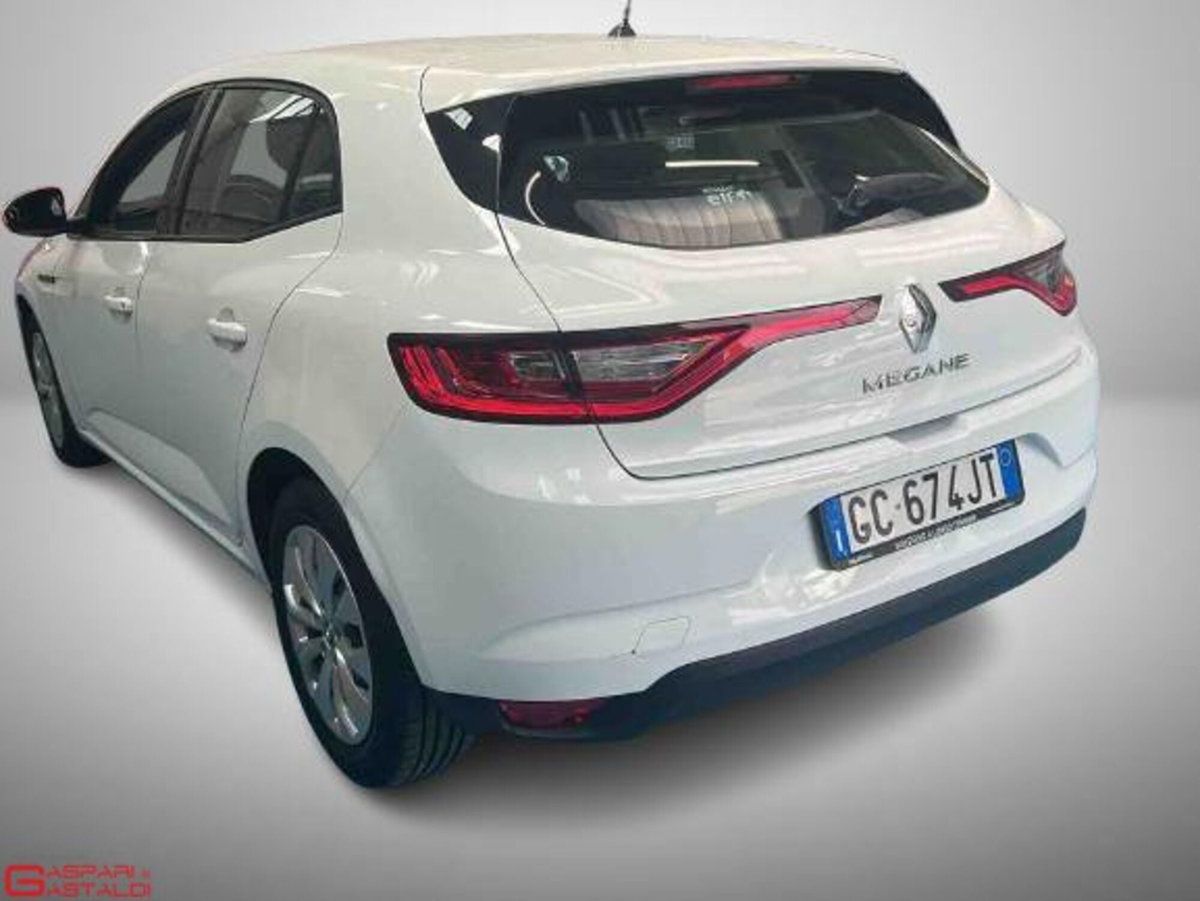 Renault Mégane TCe 115 CV FAP Duel (4)