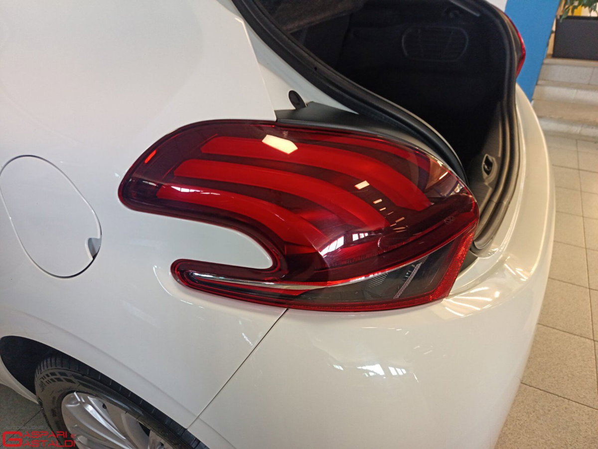 Peugeot 208 82 5p. GPL Allure (20)