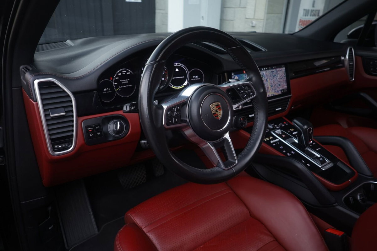 Porsche Cayenne 3.0 V6 E-Hybrid (17)