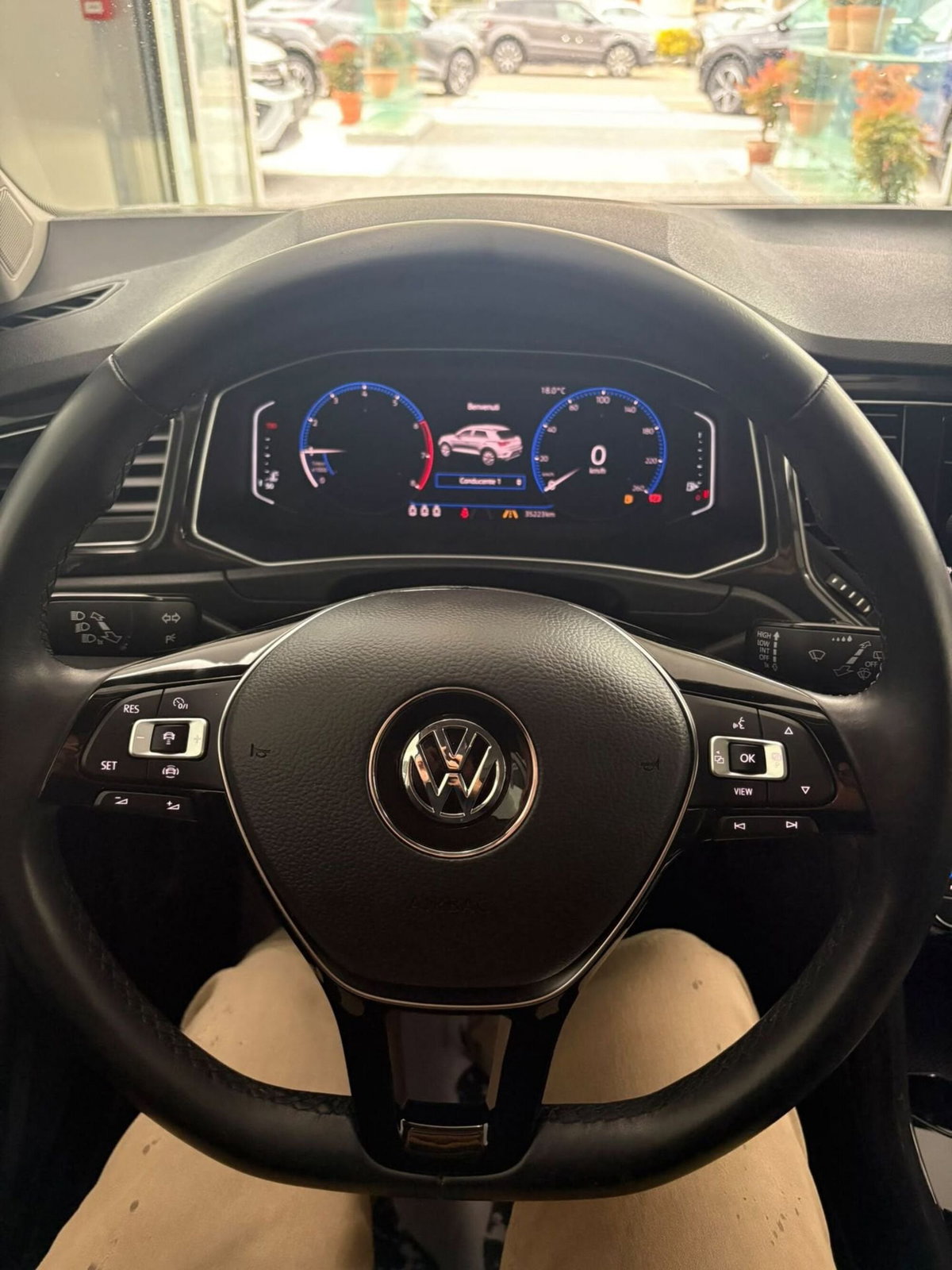 Volkswagen T-Roc 1.5 TSI ACT Advanced BlueMotion Technology (4)