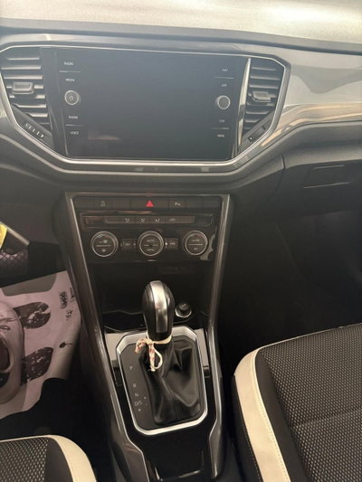 Volkswagen T-Roc 1.5 tsi R-Line dsg (11)