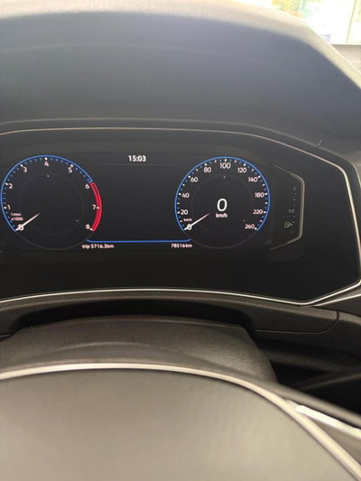 Volkswagen T-Roc 1.5 tsi R-Line dsg (12)