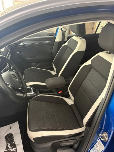 Volkswagen T-Roc 1.5 tsi R-Line dsg (9)