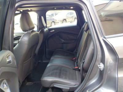 Ford Kuga 1.5 TDCI 120 CV S&S 2WD ST-Line (9)