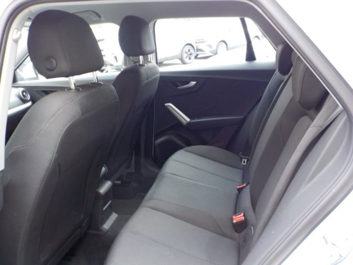 Audi Q2 Q2 30 TDI S tronic Business (9)