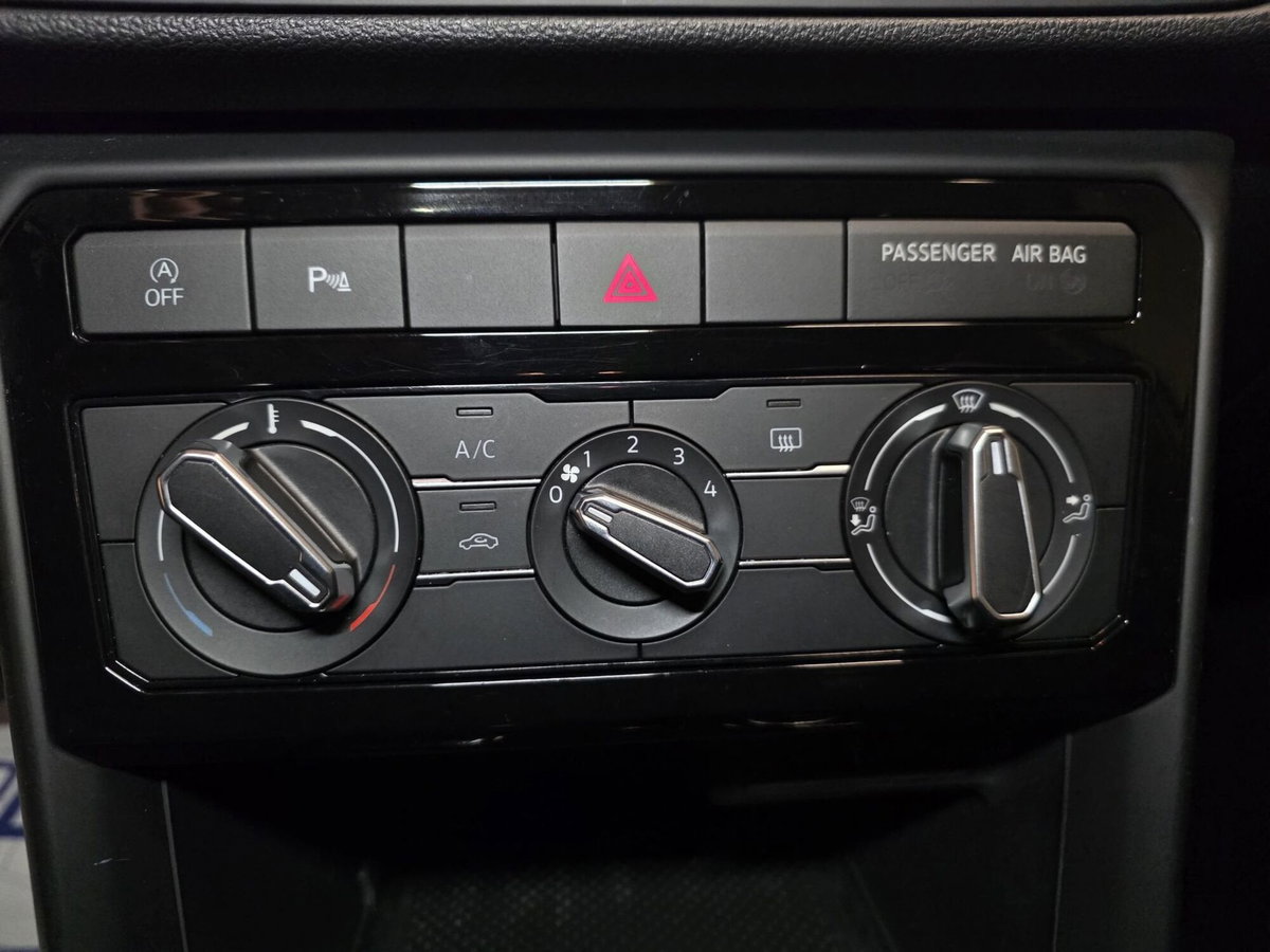 Volkswagen T-Cross 1.0 TSI Style BMT (20)