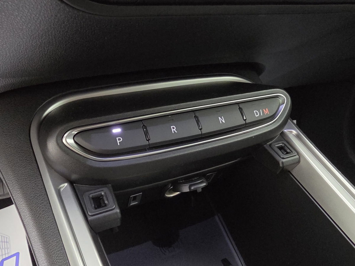 Jeep Avenger 1.2 turbo e-hybrid mhev Summit fwd 110cv edct6 (18)