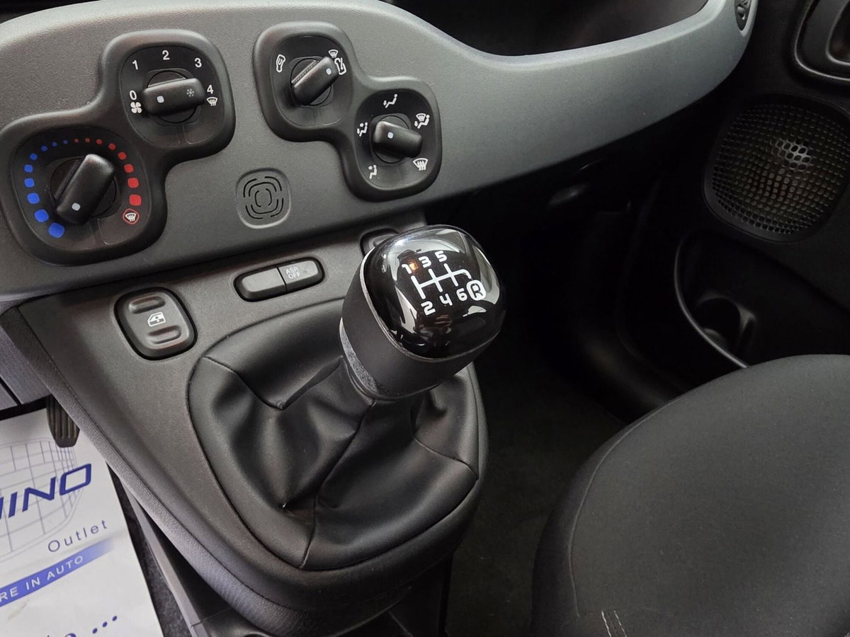 Fiat Panda 1.0 FireFly S&S Hybrid City Cross (14)