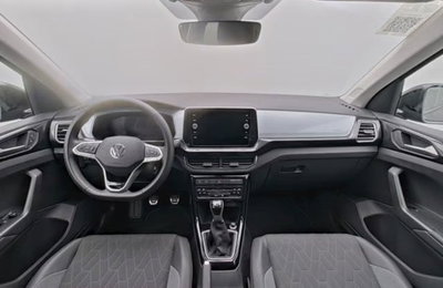 Volkswagen T-Cross 1.0 tsi Edition 95cv (7)