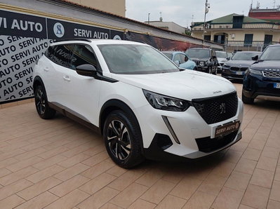 Peugeot 2008 1.2 turbo Allure 100cv usata