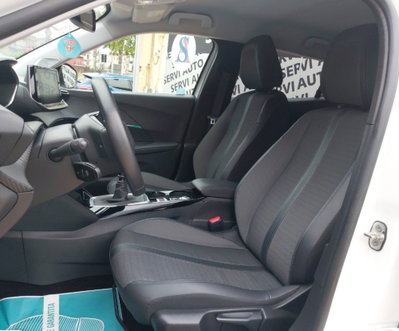 Peugeot 2008 1.2 turbo Allure 100cv (10)