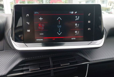 Peugeot 2008 1.2 turbo Allure 100cv (18)