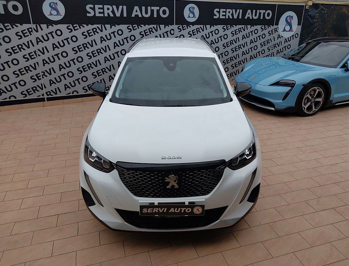 Peugeot 2008 1.2 turbo Allure 100cv (3)