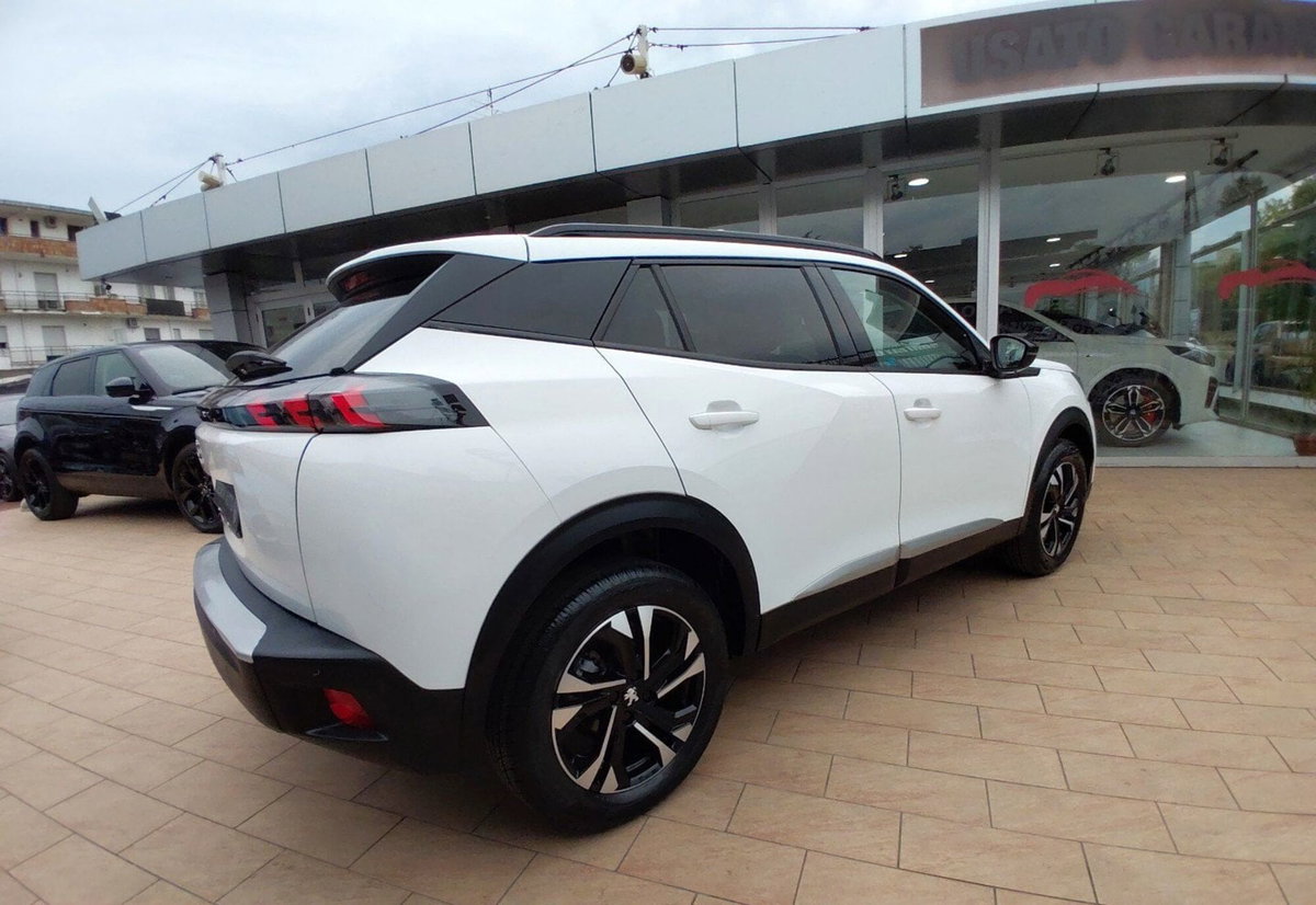 Peugeot 2008 1.2 turbo Allure 100cv (5)