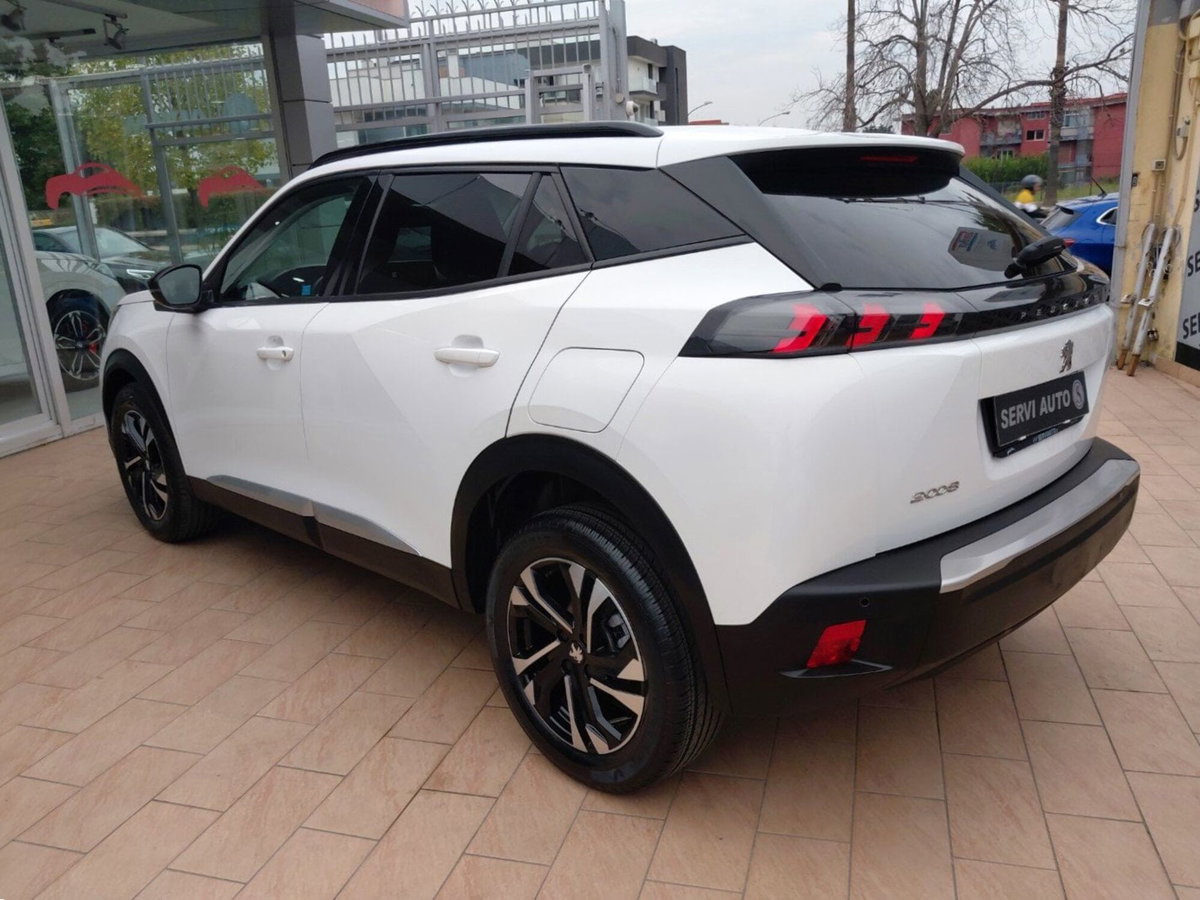 Peugeot 2008 1.2 turbo Allure 100cv (9)