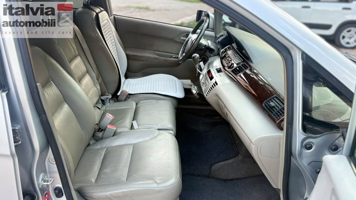 Honda FR-V 16V i-CTDi Comfort Plus (5)