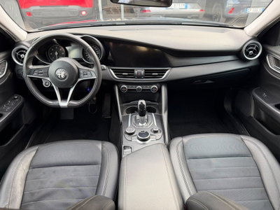 Alfa Romeo Giulia 2.2 Turbodiesel 150 CV (7)