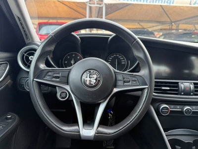 Alfa Romeo Giulia 2.2 Turbodiesel 150 CV (8)