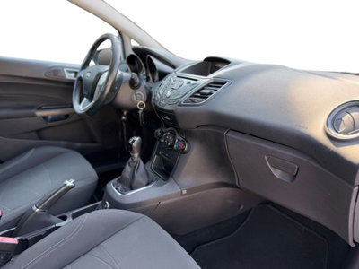 Ford Fiesta 1.4 5 porte Bz.- GPL (18)