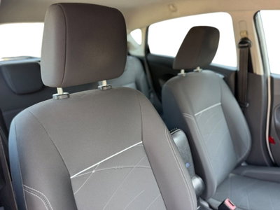Ford Fiesta 1.4 5 porte Bz.- GPL (19)