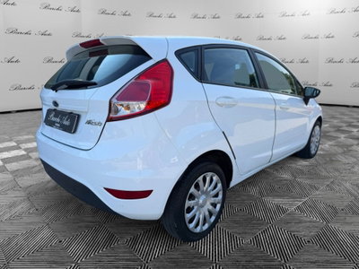 Ford Fiesta 1.4 5 porte Bz.- GPL (5)