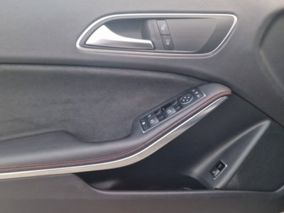 Mercedes-Benz GLA SUV 200 d Automatic Executive (12)