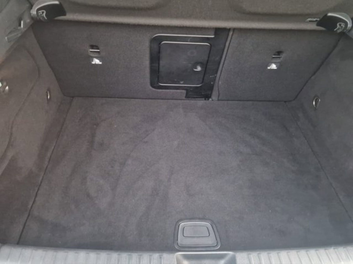 Mercedes-Benz GLA SUV 200 d Automatic Executive (20)