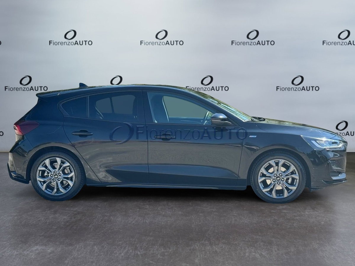 Ford Focus 1.0t ecoboost h ST-Line X 125cv (8)