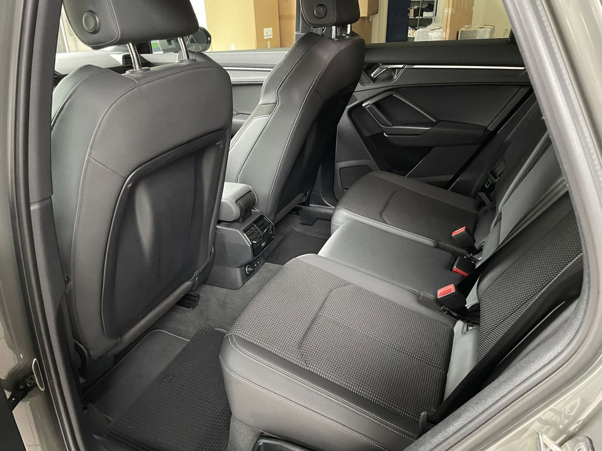 Audi Q3 Sportback 35 2.0 tdi S line edition s-tronic (10)
