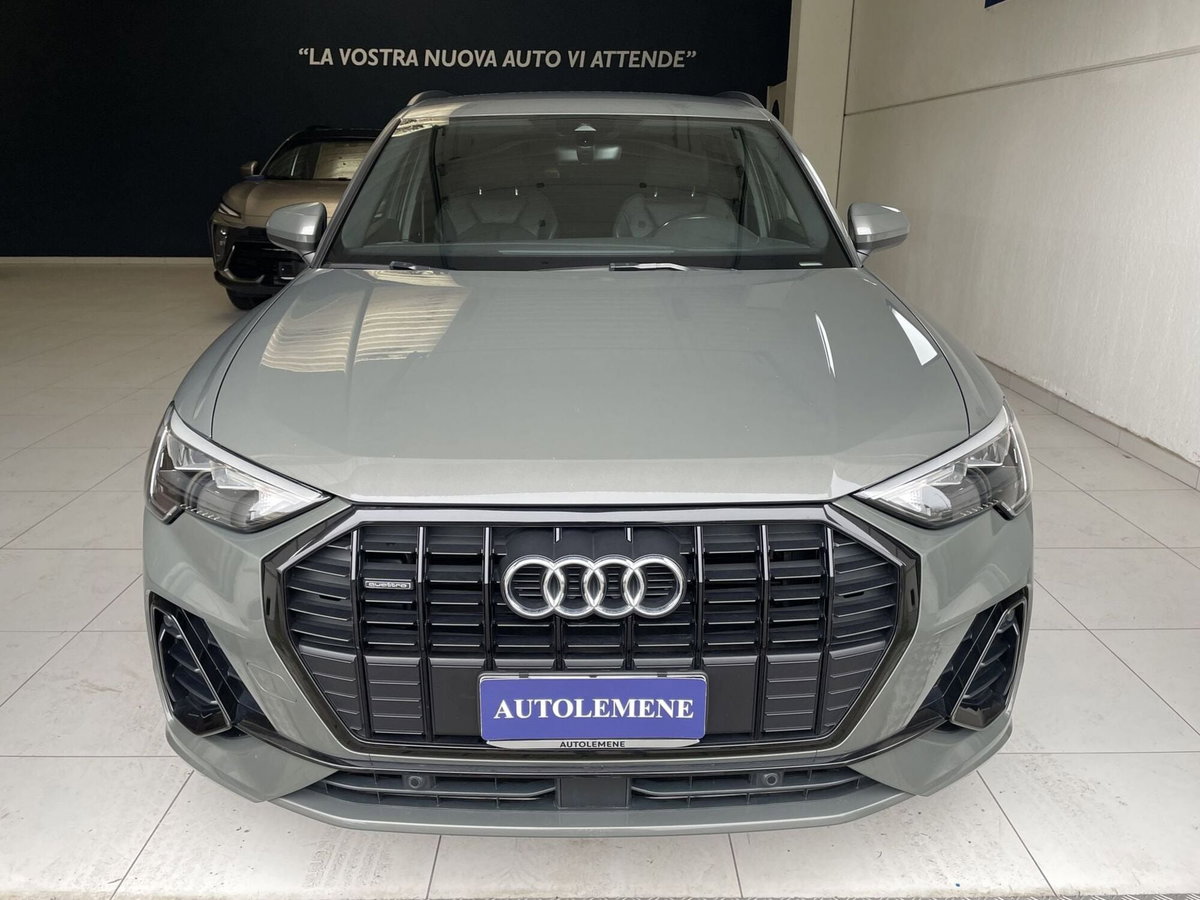Audi Q3 Sportback 35 2.0 tdi S line edition s-tronic (2)