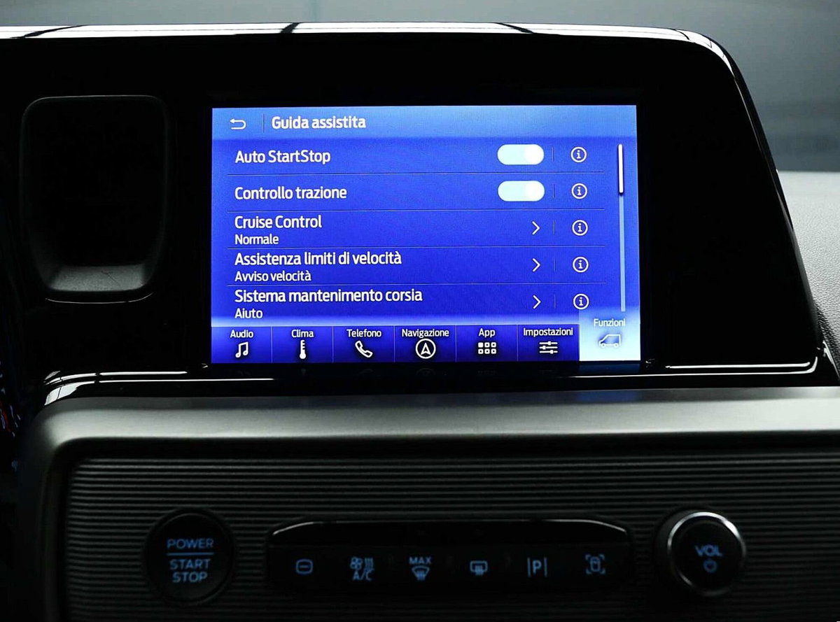 Ford Tourneo Courier 1.0 ecoboost 125cv Titanium powershift (15)
