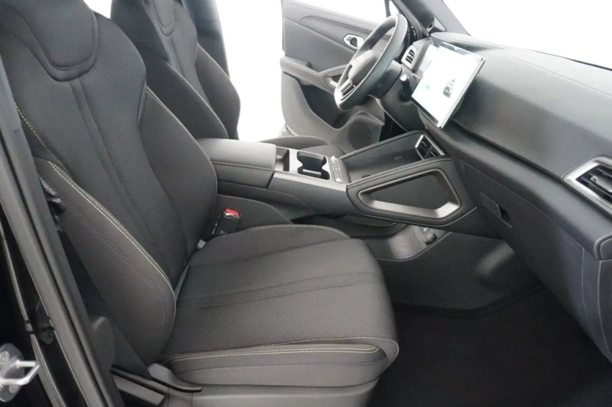 Byd Atto 2 DM-i 1.5 phev Active 165cv (7)