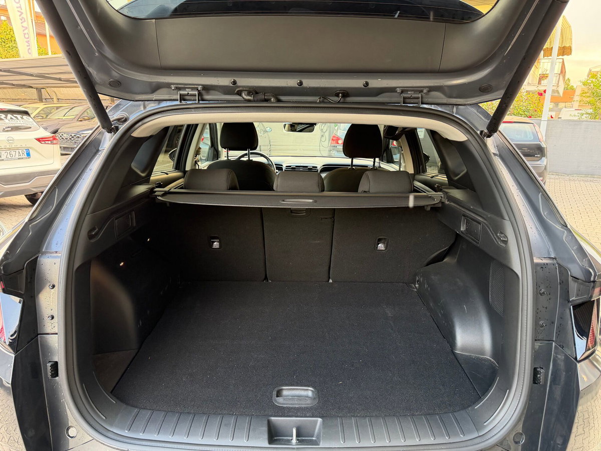 Hyundai Tucson 1.6 t-gdi 48V Exellence Lounge Pack 2wd dct (10)