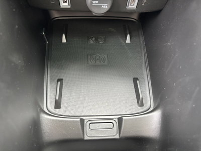 Jeep Avenger 1.2 turbo e-hybrid mhev Summit fwd 110cv edct6 (16)
