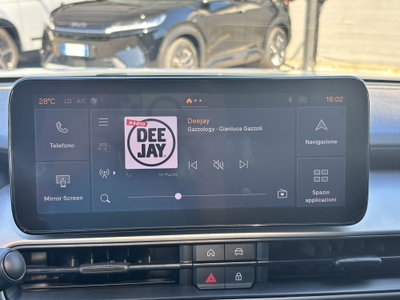 Jeep Avenger 1.2 turbo e-hybrid mhev Summit fwd 110cv edct6 (13)