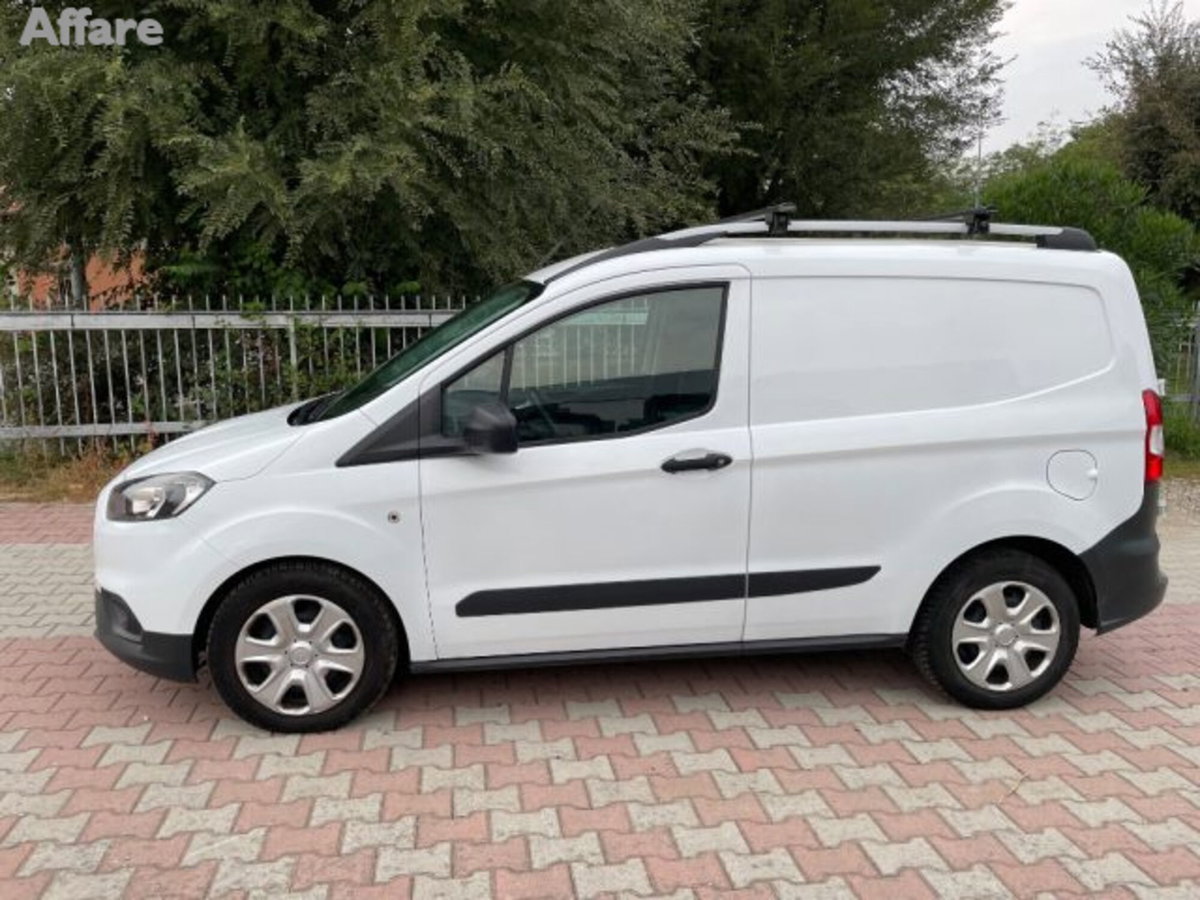 Ford Transit Courier 1.5 TDCi 100CV  Sport (2)