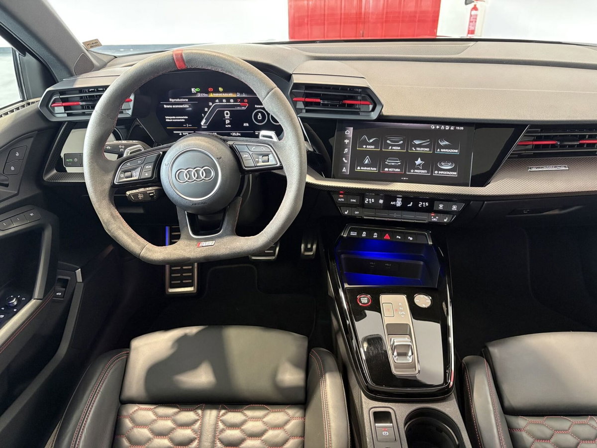 Audi RS 3 Sportback 3 TFSI quattro S tronic (12)
