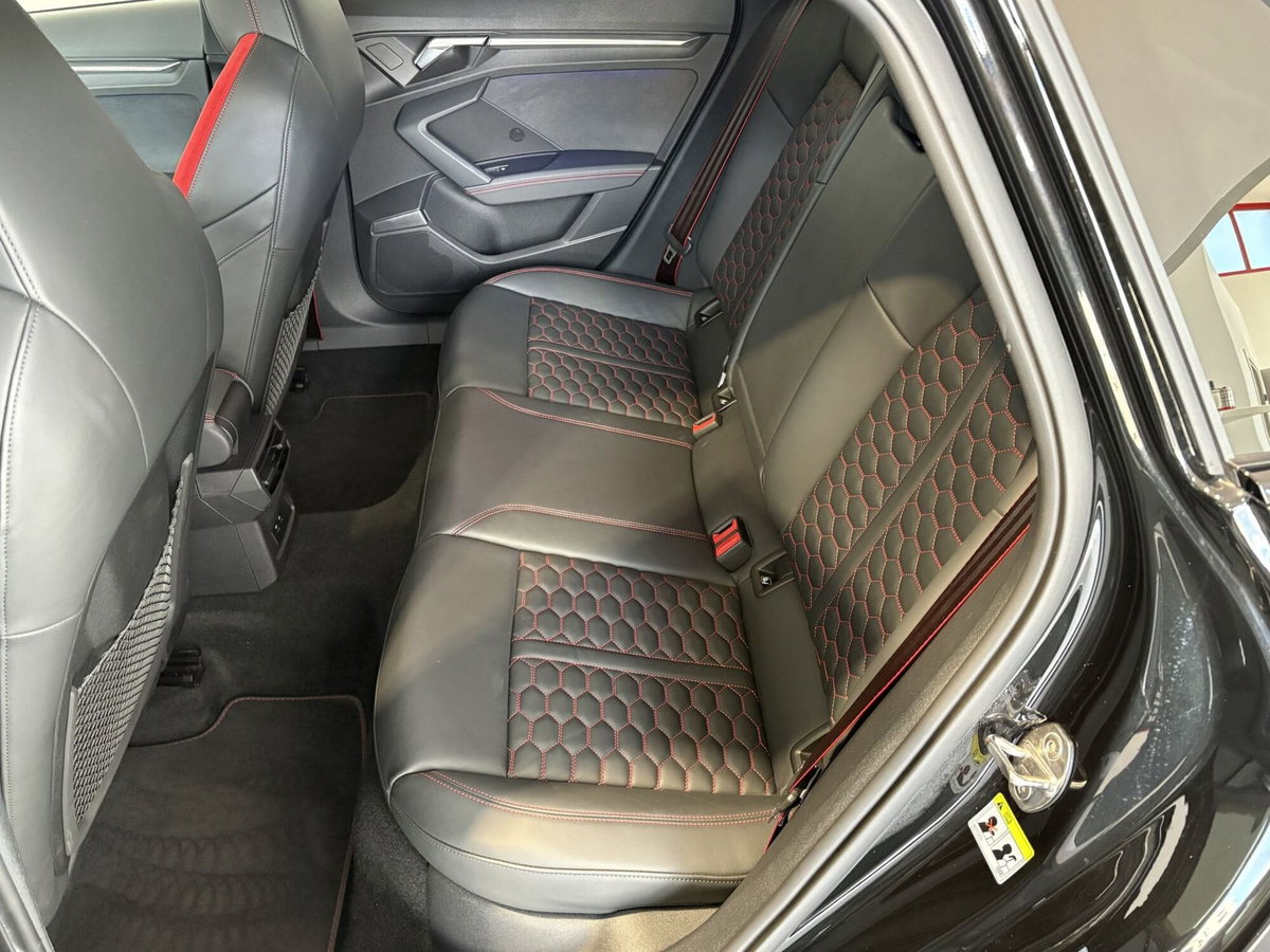 Audi RS 3 Sportback 3 TFSI quattro S tronic (15)
