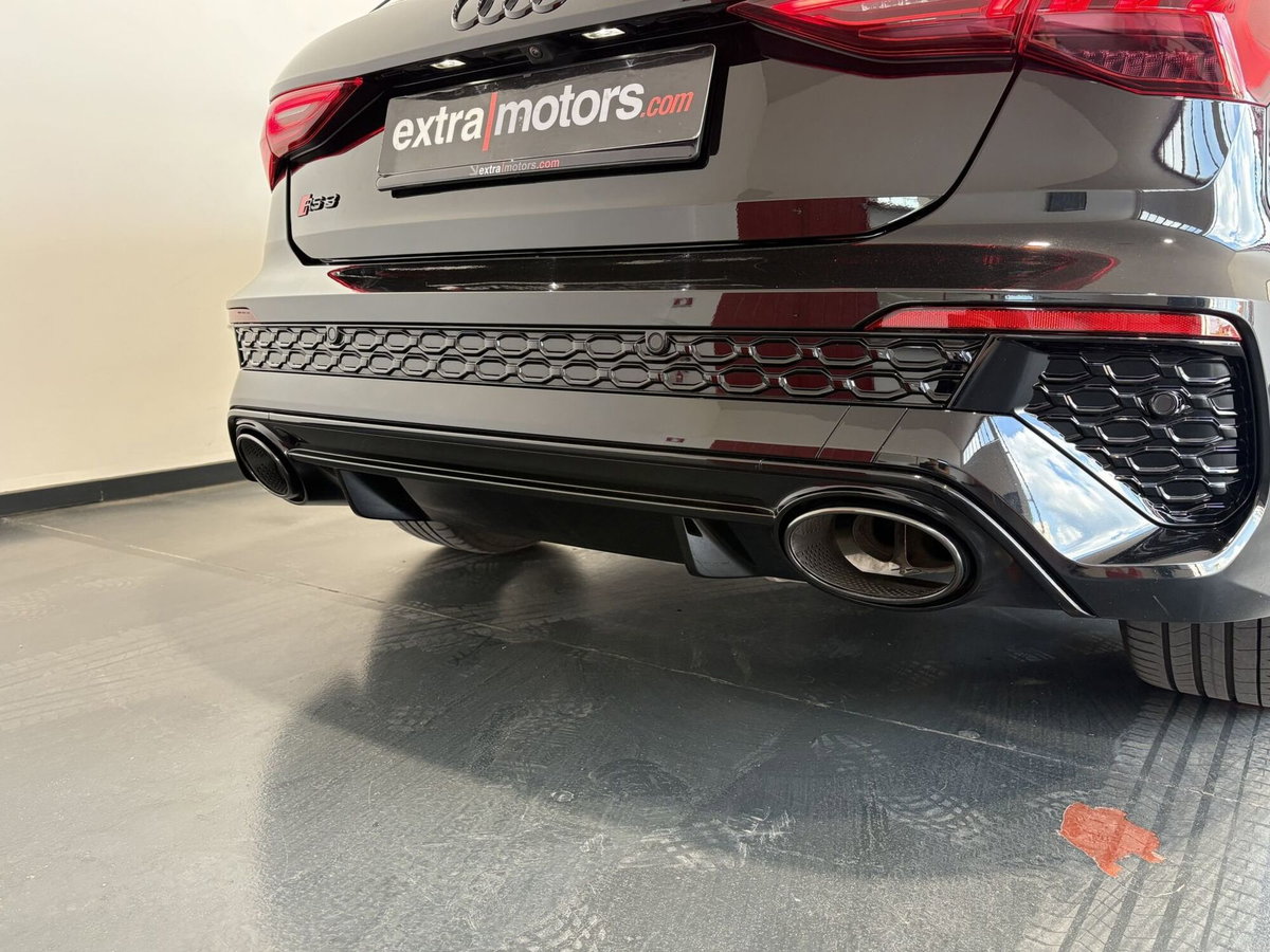 Audi RS 3 Sportback 3 TFSI quattro S tronic (7)